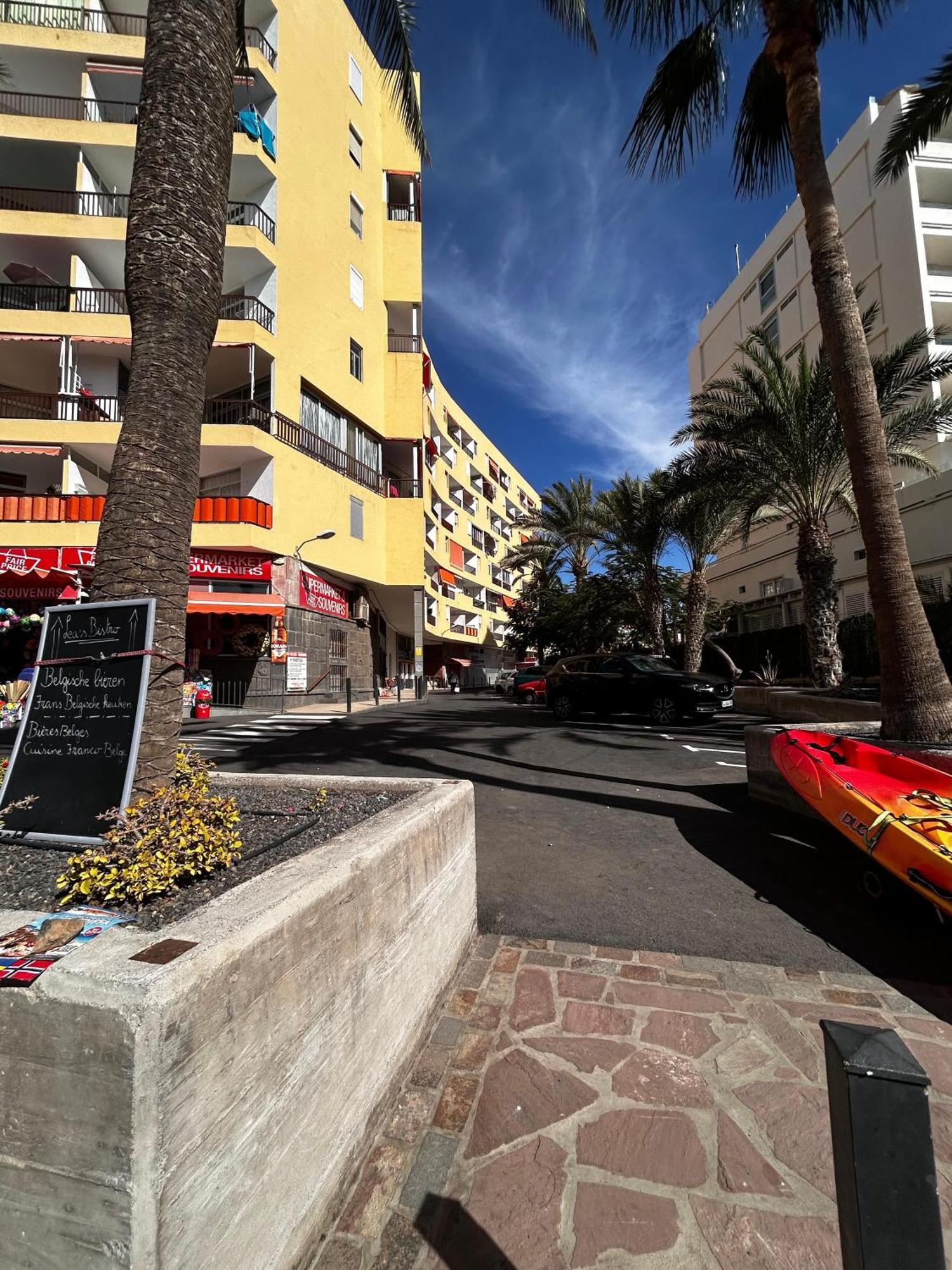 Apartamento En Los Cristianos Edificio Guayero Екстер'єр фото
